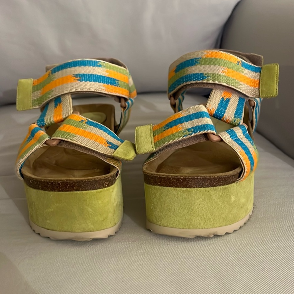 UO-Intentionally Blank Zona Platform Sandal - RUN SMALL SEE DESCRIPTION PLEASE